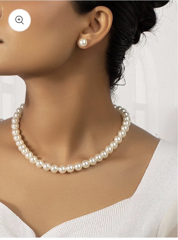 Buy Minimalist Pearl set in Bonny Island