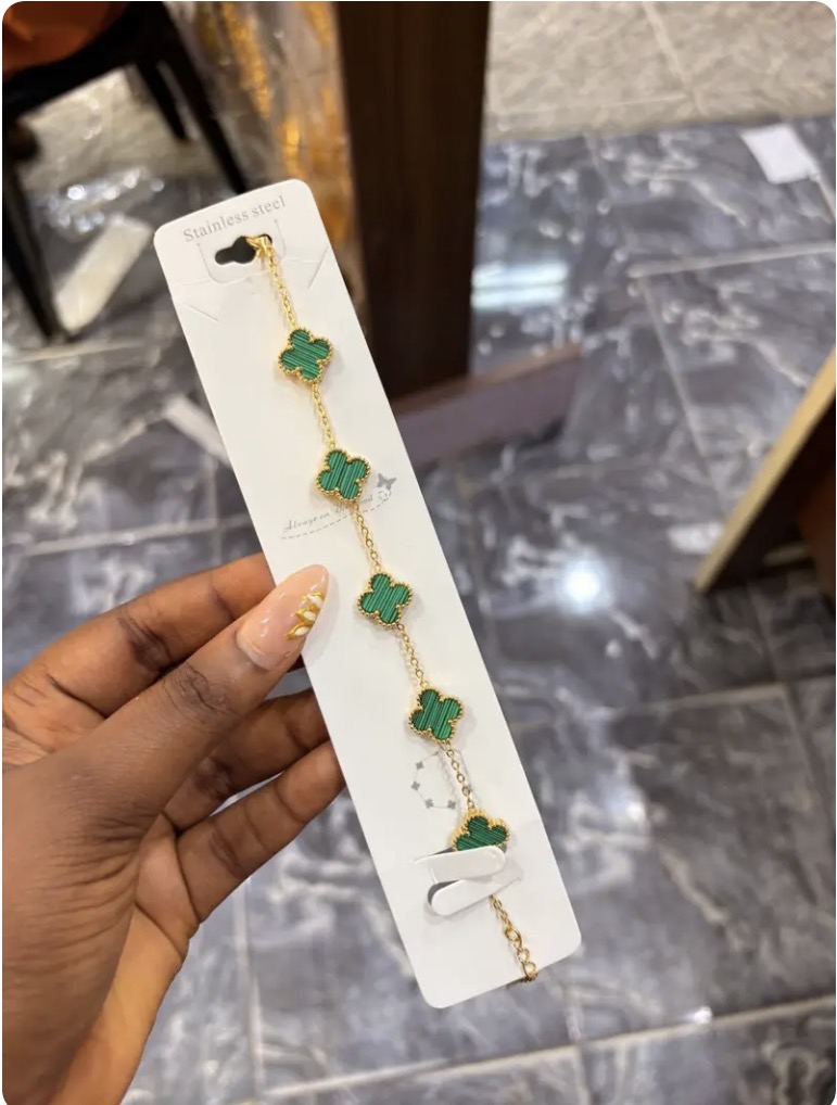 Buy Green Clover bracelet in Bonny Island